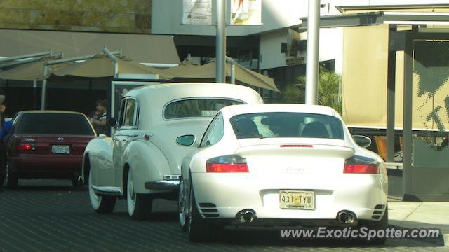 Porsche 911 Turbo spotted in Guadalajara, Mexico