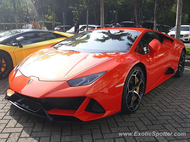 Lamborghini Huracan spotted in Jakarta, Indonesia