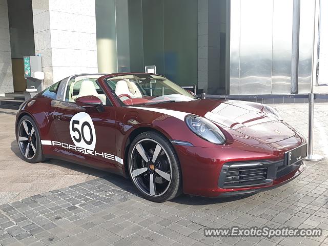 Porsche 911 spotted in Jakarta, Indonesia