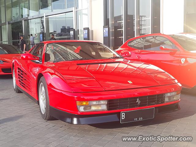 Ferrari Testarossa spotted in Jakarta, Indonesia