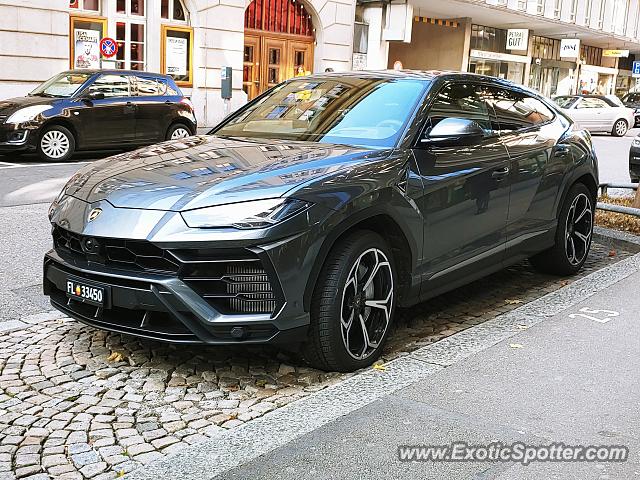 Lamborghini Urus spotted in Zürich, Switzerland