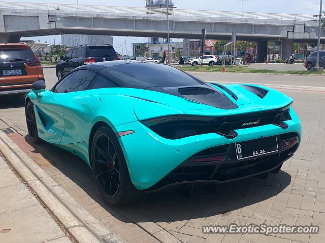 Mclaren 720S spotted in Jakarta, Indonesia
