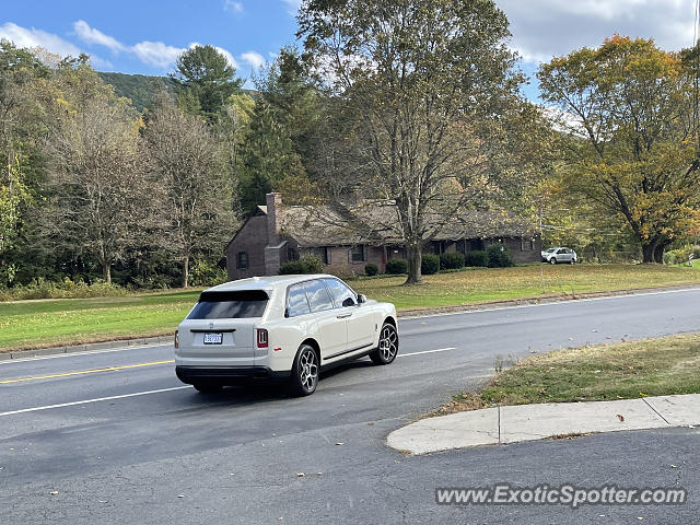 Rolls-Royce Cullinan spotted in Deerfield, Massachusetts