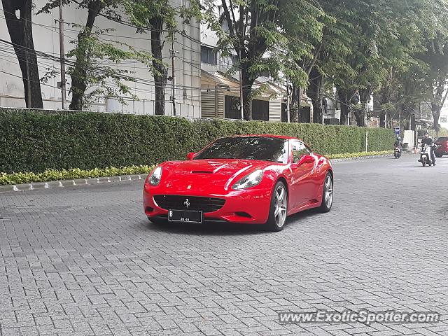 Ferrari California spotted in Jakarta, Indonesia