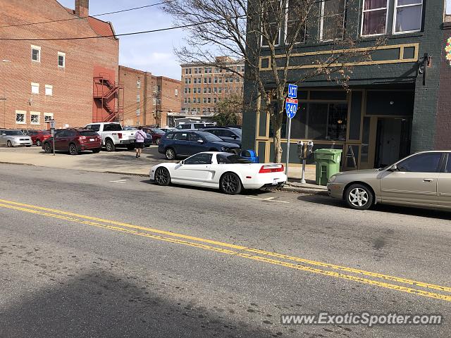 Acura NSX spotted in Asheville, North Carolina