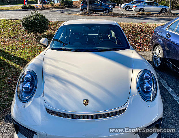 Porsche 911 GT3 spotted in Lynchburg, Virginia