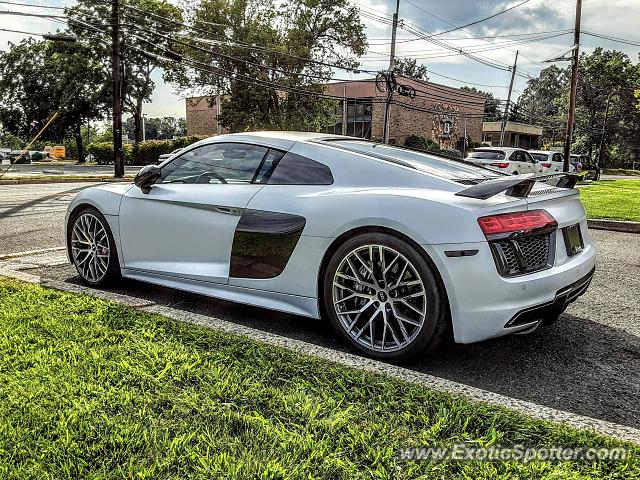 Audi R8 spotted in Springfield, New Jersey