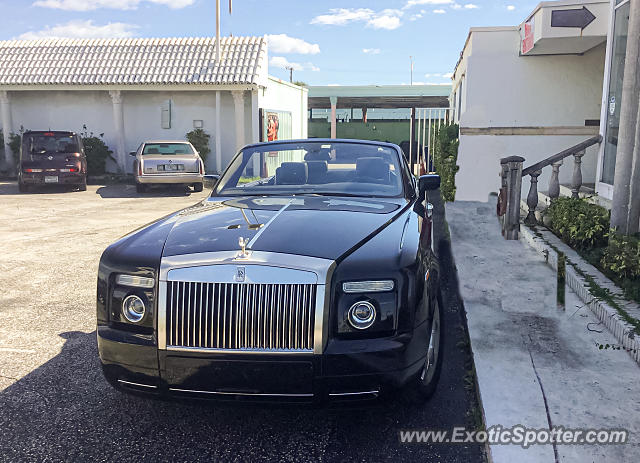 Rolls-Royce Phantom spotted in Miami, Florida
