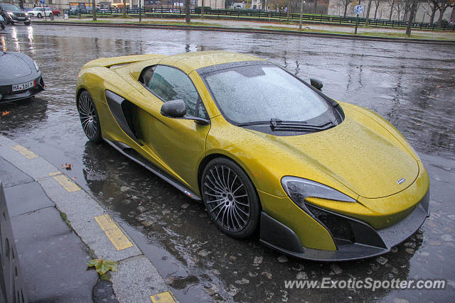 Mclaren 675LT spotted in Paris, France