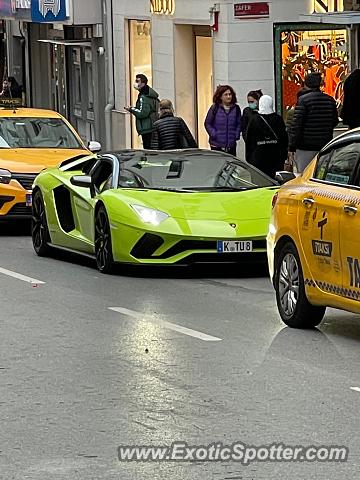 Lamborghini Aventador spotted in Istanbul, Turkey
