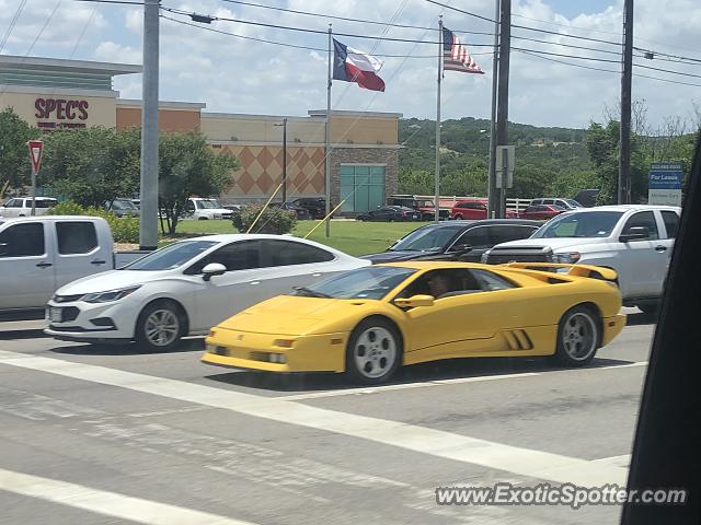 Lamborghini Diablo spotted in Austin, Texas