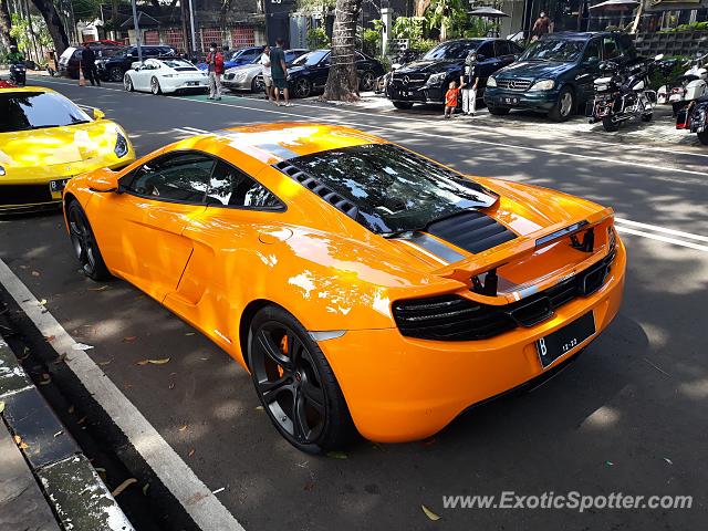 Mclaren MP4-12C spotted in Jakarta, Indonesia