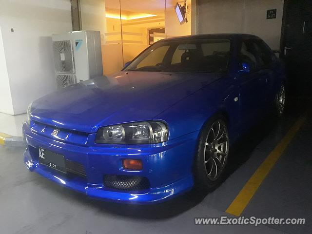 Nissan Skyline spotted in Jakarta, Indonesia