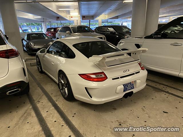 Porsche 911 GT3 spotted in Bal Harbour, Florida