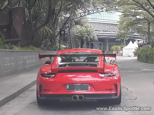 Porsche 911 GT3 spotted in Jakarta, Indonesia