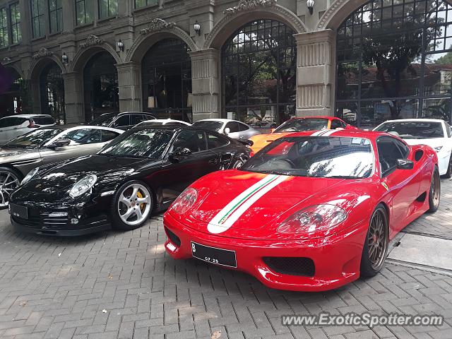 Porsche 911 Turbo spotted in Jakarta, Indonesia