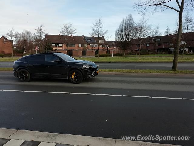 Lamborghini Urus spotted in Papendrecht, Netherlands