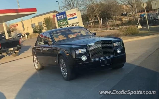 Rolls-Royce Phantom spotted in Austin, Texas