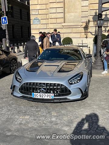 Mercedes SLS AMG spotted in Paris, France