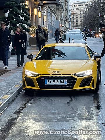 Audi R8 spotted in Paris, France
