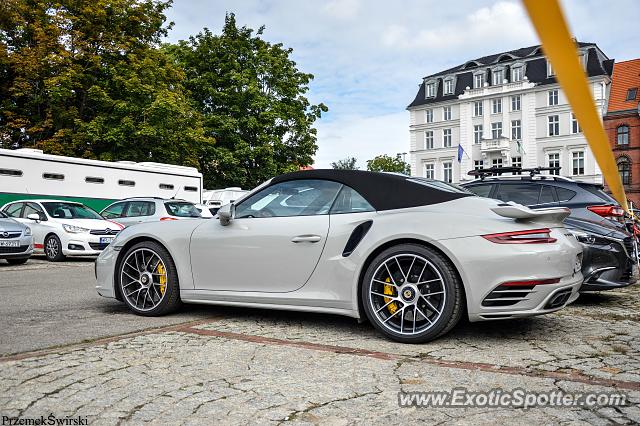 Porsche 911 Turbo spotted in Wroclaw, Poland
