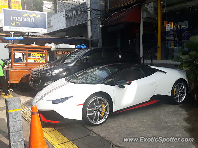 Lamborghini Huracan spotted in Jakarta, Indonesia
