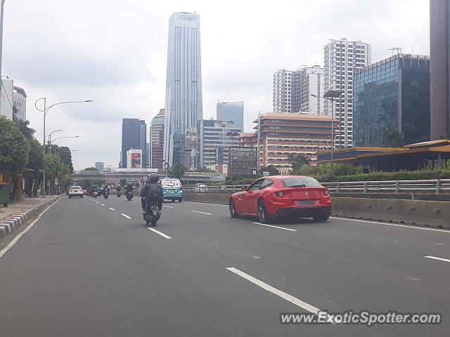 Ferrari FF spotted in Jakarta, Indonesia