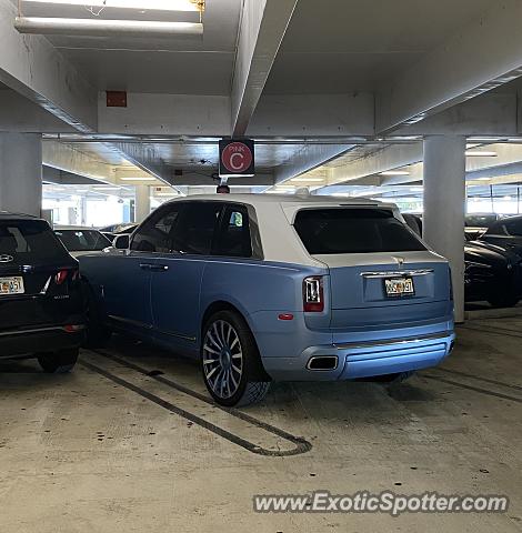 Rolls-Royce Cullinan spotted in Miami Beach, Florida