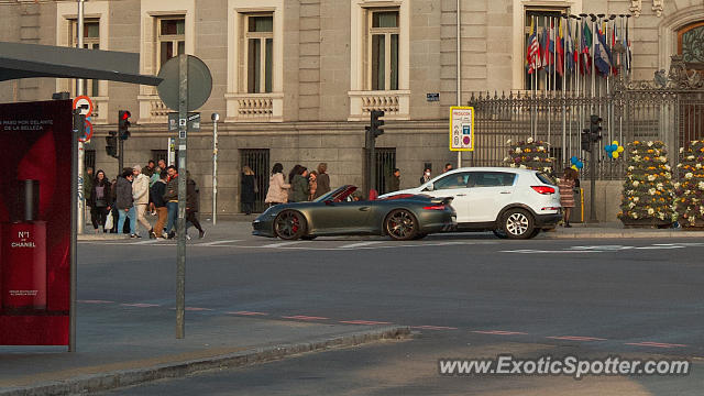 Porsche 911 Turbo spotted in Madrid, Spain
