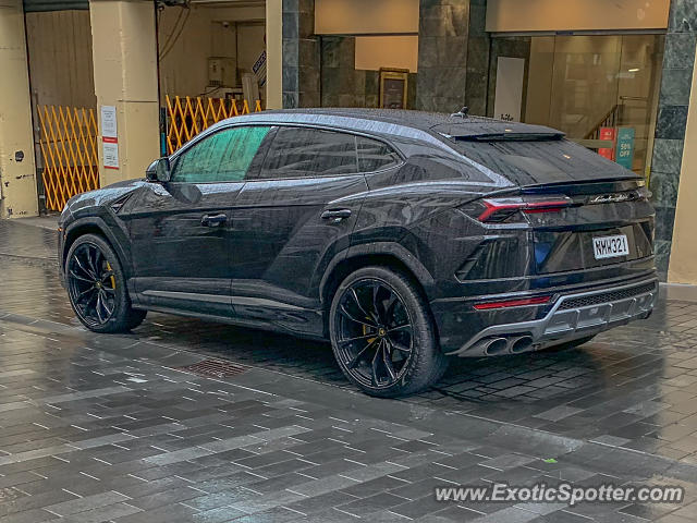 Lamborghini Urus spotted in Auckland, New Zealand