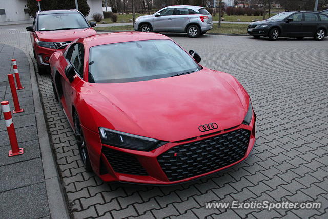 Audi R8 spotted in Bydgoszcz, Poland