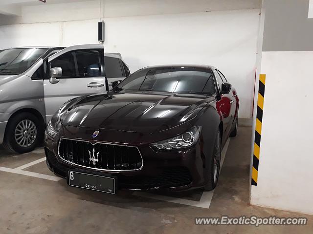 Maserati Ghibli spotted in Jakarta, Indonesia