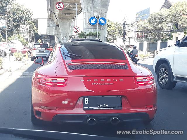 Porsche 911 spotted in Jakarta, Indonesia