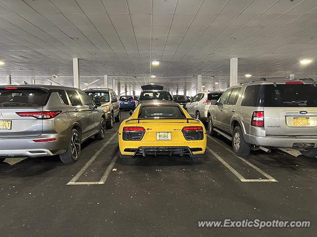 Audi R8 spotted in Paramus, New Jersey