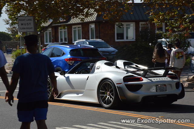 Porsche 918 Spyder spotted in Malibu, California