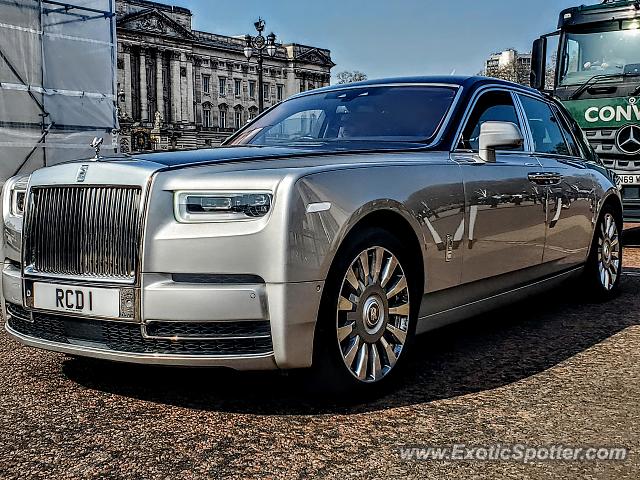 Rolls-Royce Phantom spotted in London, United Kingdom