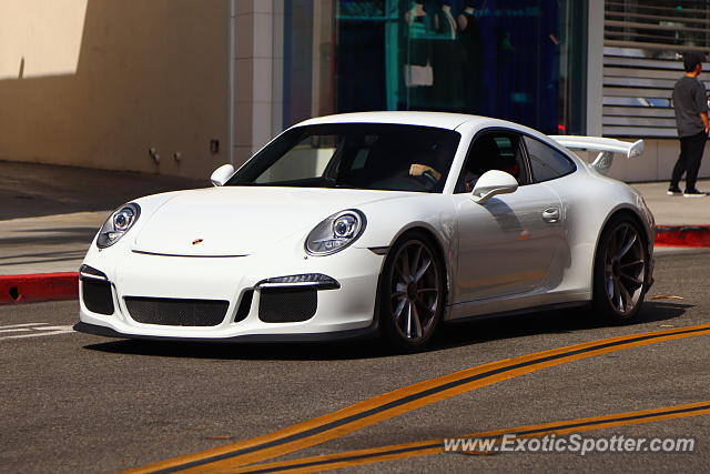 Porsche 911 GT3 spotted in Beverly Hills, California