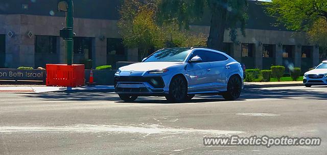 Lamborghini Urus spotted in Scottsdale, Arizona