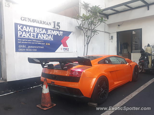 Lamborghini Gallardo spotted in Jakarta, Indonesia