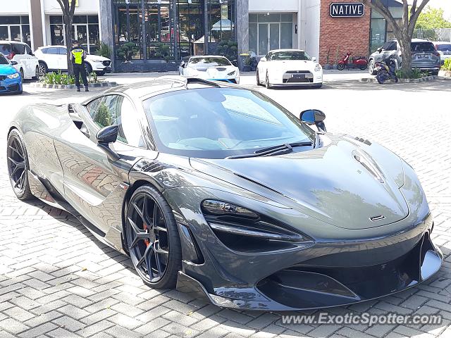 Mclaren 720S spotted in Jakarta, Indonesia