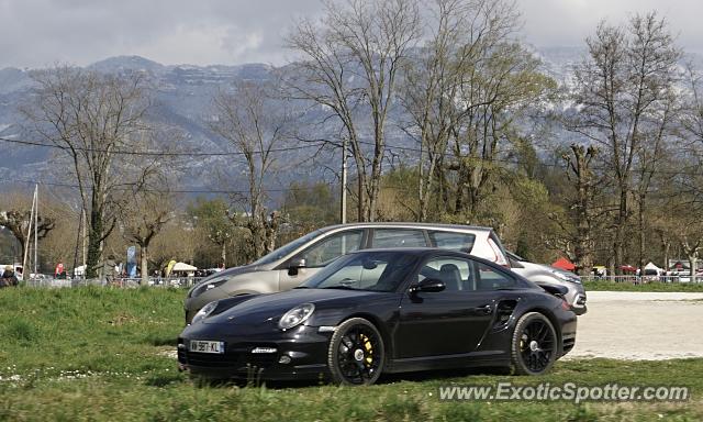 Porsche 911 spotted in Aix-les-bains, France