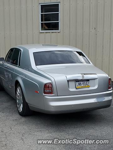 Rolls-Royce Phantom spotted in Oxford, Pennsylvania