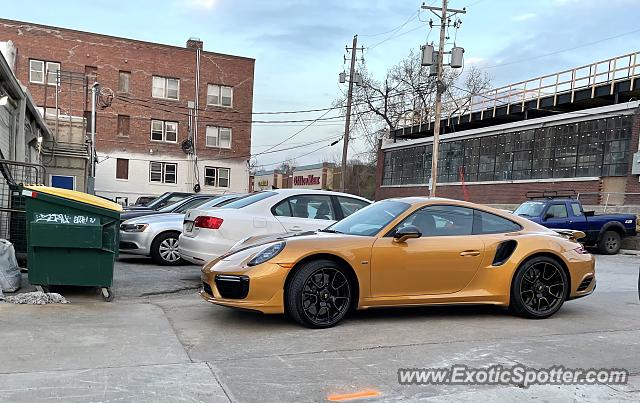 Porsche 911 Turbo spotted in Des Moines, Iowa