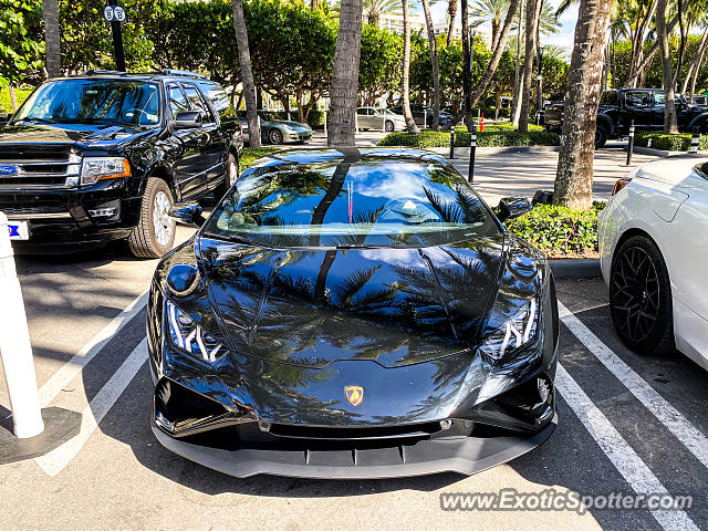 Lamborghini Huracan spotted in Miami Beach, Florida