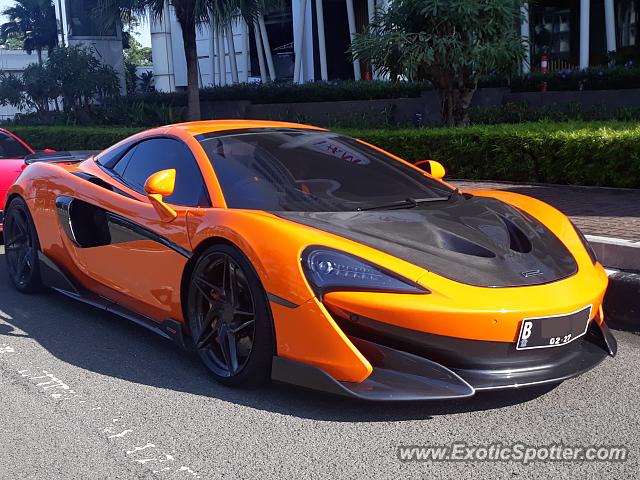 Mclaren 600LT spotted in Jakarta, Indonesia