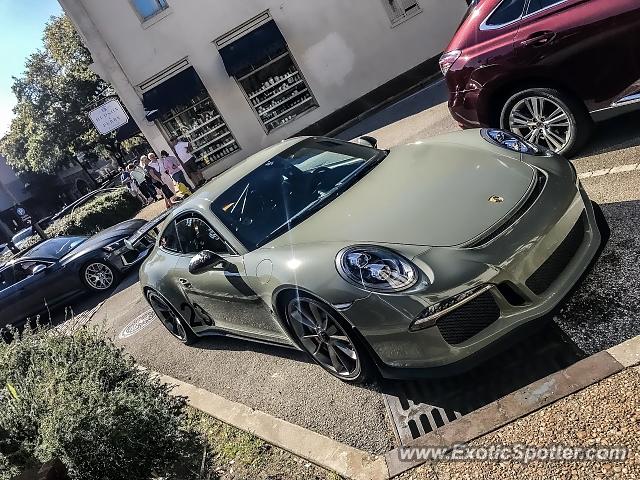 Porsche 911 GT3 spotted in Amelia Island, Florida