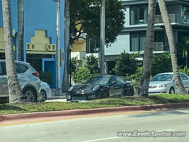 Porsche 911 GT2 spotted in Miami Beach, Florida