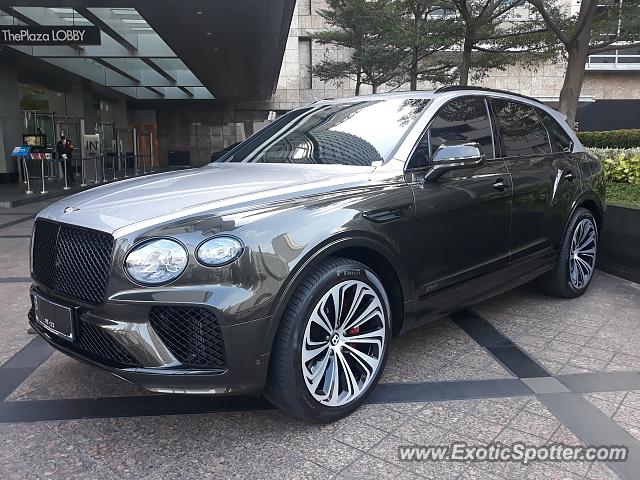 Bentley Bentayga spotted in Jakarta, Indonesia