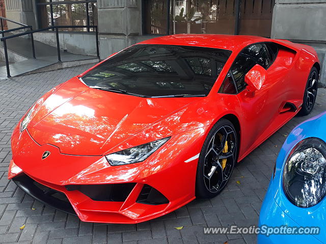 Lamborghini Huracan spotted in Jakarta, Indonesia