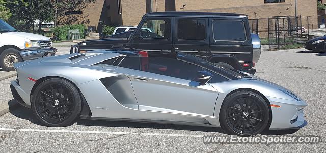Lamborghini Aventador spotted in Cincinnati, Ohio
